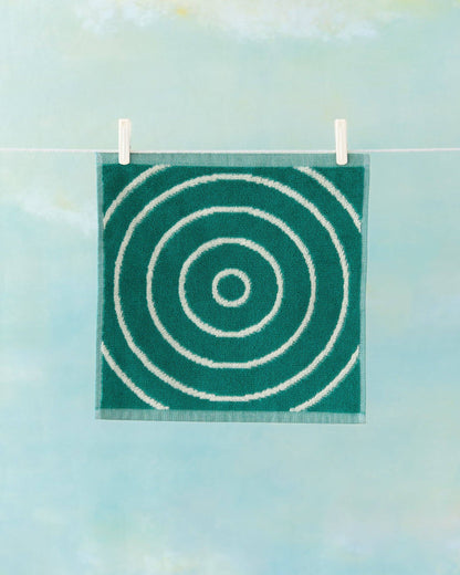 Petra Towel: Bath Towel