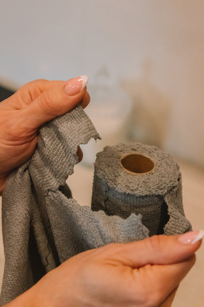 Tear-off microfiber towels on a roll, 50 pcs 30x30cm