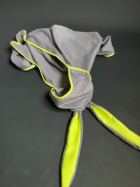 Microfiber hooded towel GREY with green
